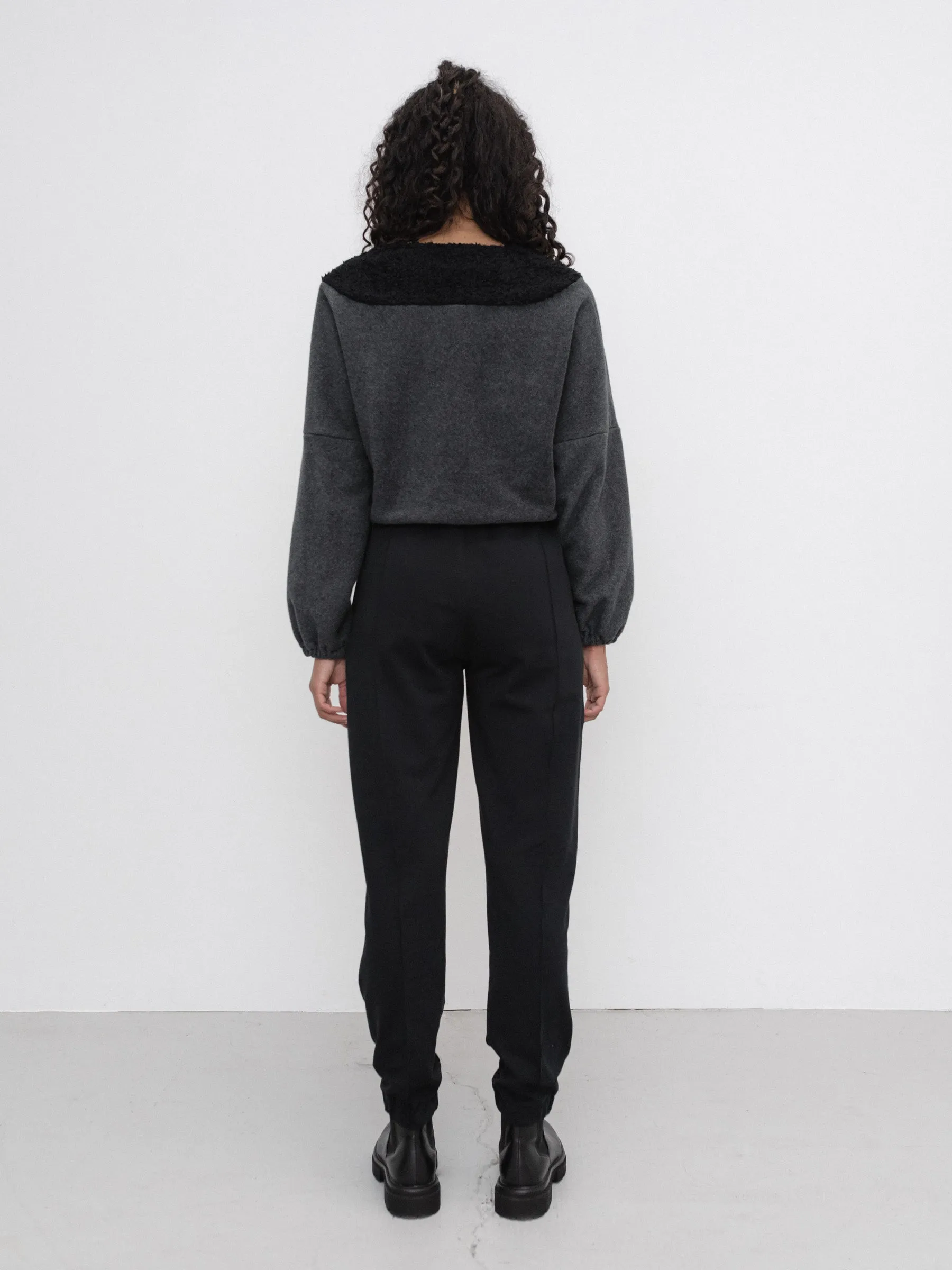 Svea Pants Black